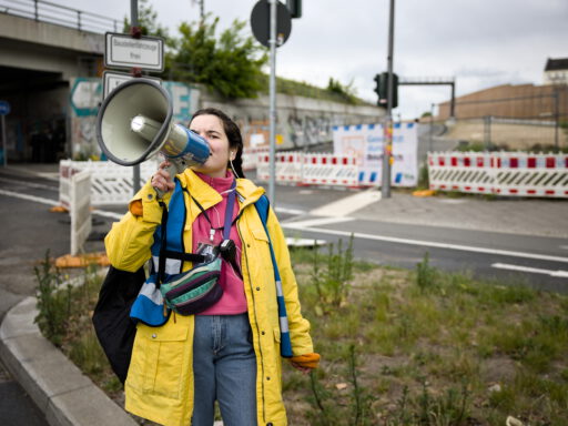 Kira Bönisch bei der Demo A100 Wegbassen in Berlin.